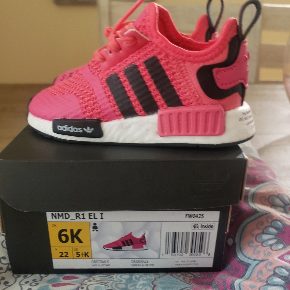 ADIDAS - Picture 9 of 10